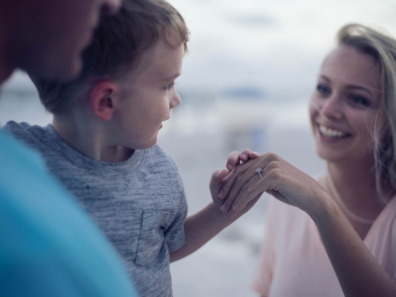Quels signes de reconnaissance échangeons-nous en famille ?