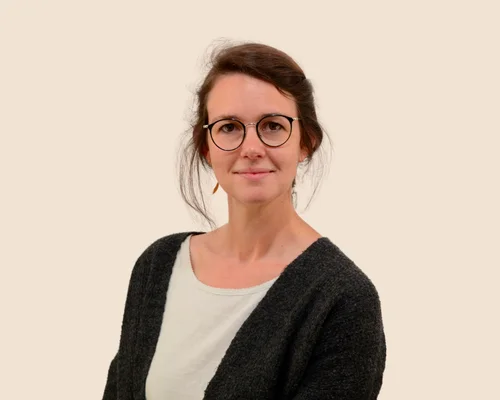 Portrait de l'intervenante Familya Alix Miot