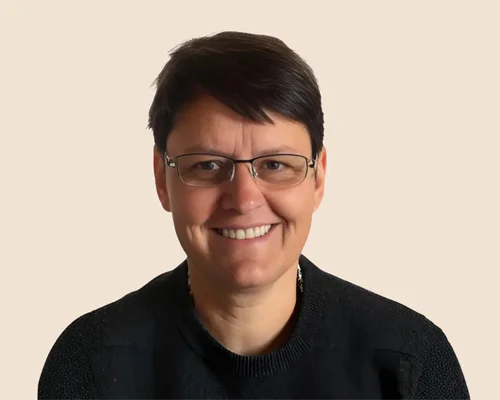 Portrait de l'intervenante Familya Christine O Neill